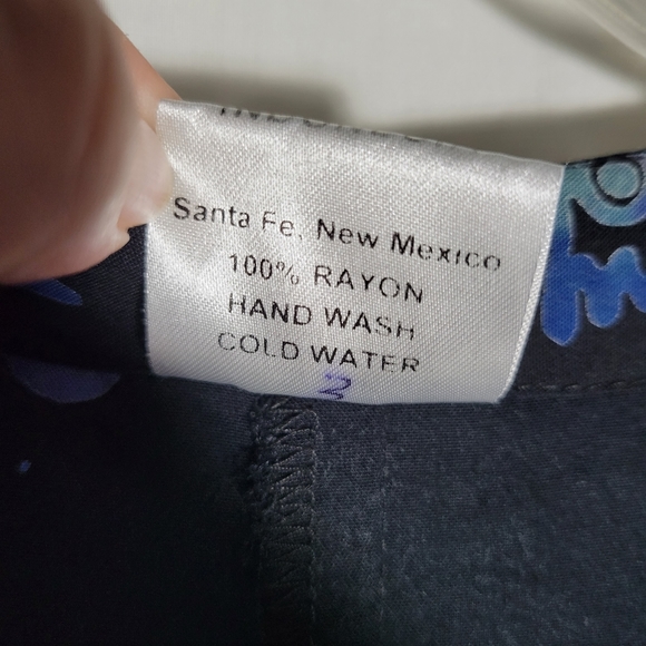 Curious Designs black and blue batik kimono - Picture 8 of 9